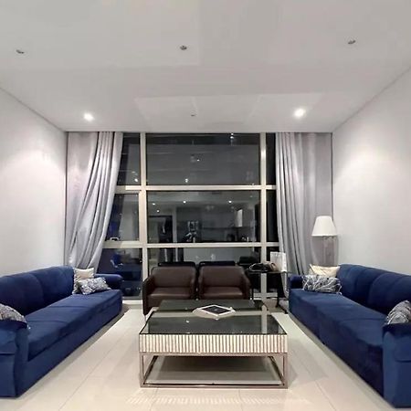 Entire Apartment - Marina - Spacious And Perfect Location Dubai Luaran gambar